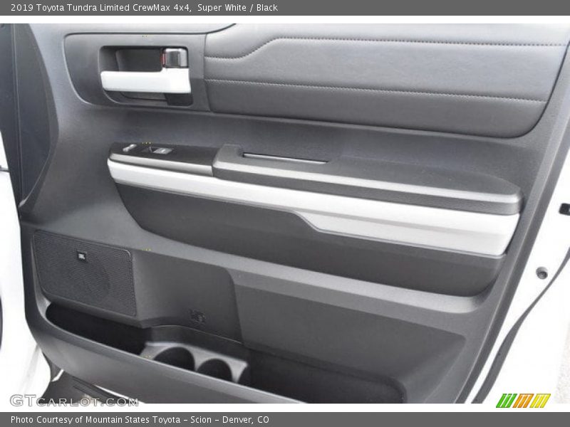 Super White / Black 2019 Toyota Tundra Limited CrewMax 4x4