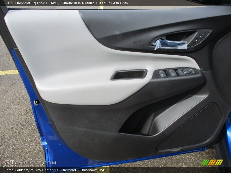Kinetic Blue Metallic / Medium Ash Gray 2019 Chevrolet Equinox LS AWD