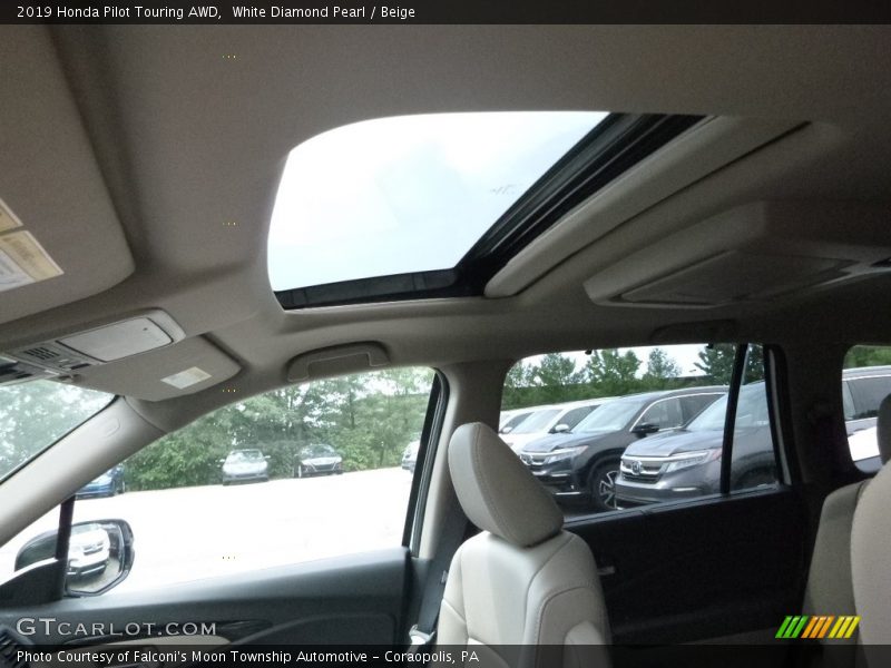 White Diamond Pearl / Beige 2019 Honda Pilot Touring AWD