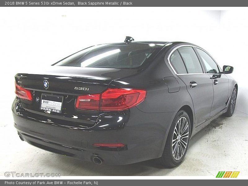 Black Sapphire Metallic / Black 2018 BMW 5 Series 530i xDrive Sedan