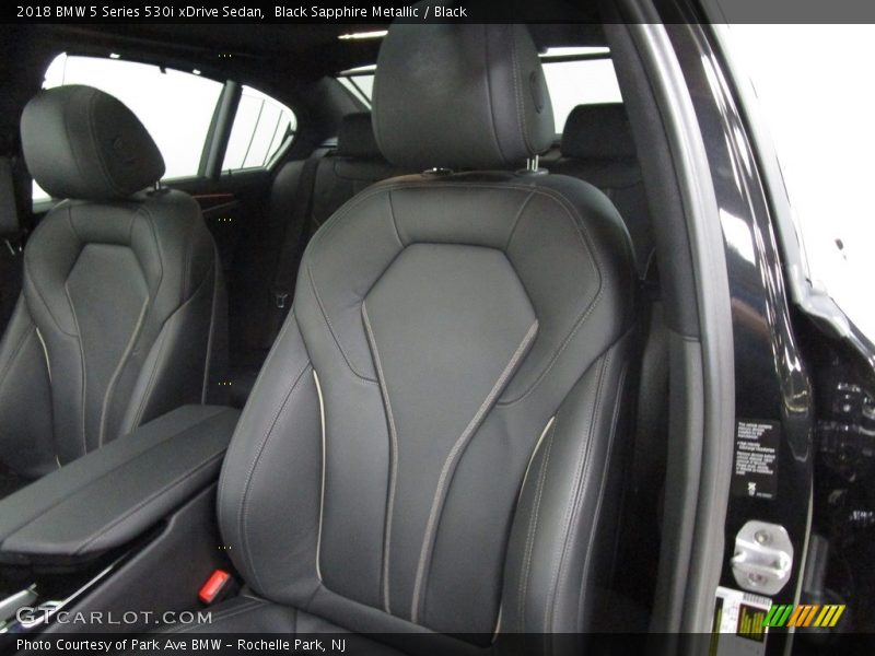 Black Sapphire Metallic / Black 2018 BMW 5 Series 530i xDrive Sedan