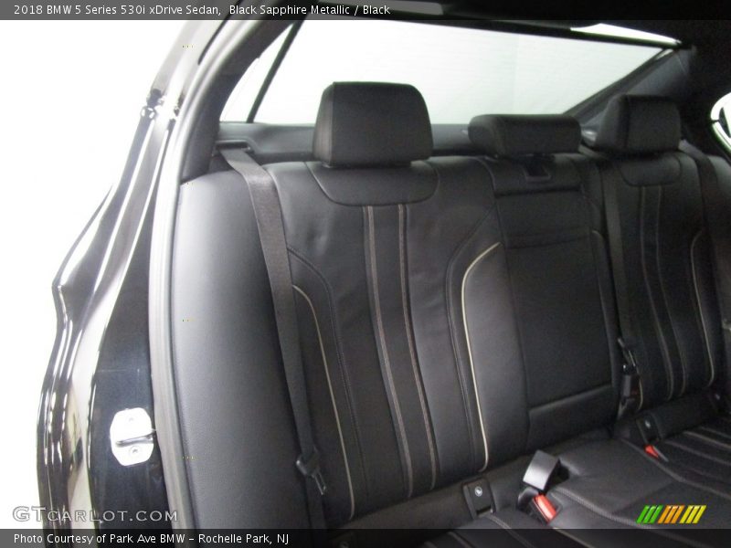 Black Sapphire Metallic / Black 2018 BMW 5 Series 530i xDrive Sedan