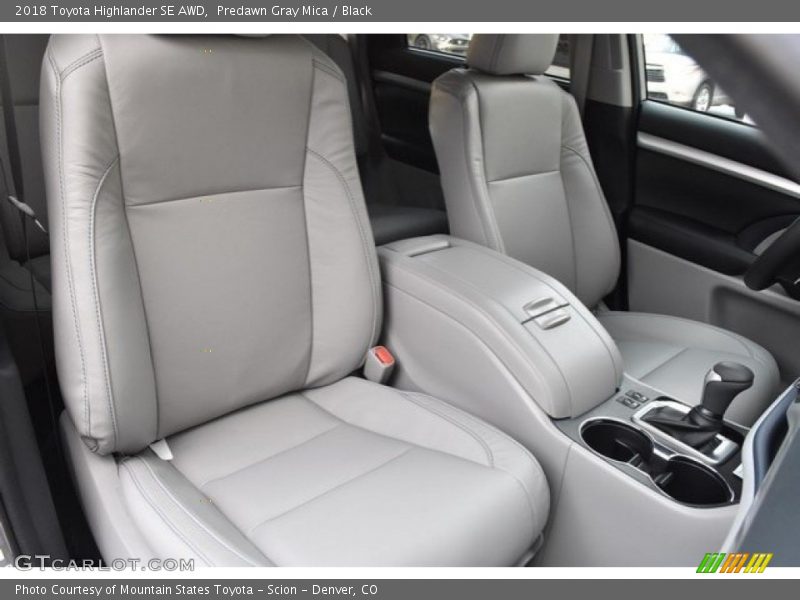 Predawn Gray Mica / Black 2018 Toyota Highlander SE AWD