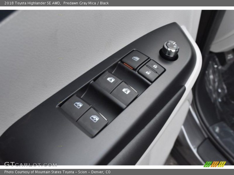 Predawn Gray Mica / Black 2018 Toyota Highlander SE AWD