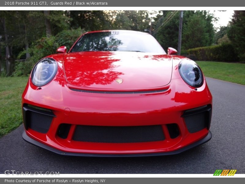 Guards Red / Black w/Alcantara 2018 Porsche 911 GT3