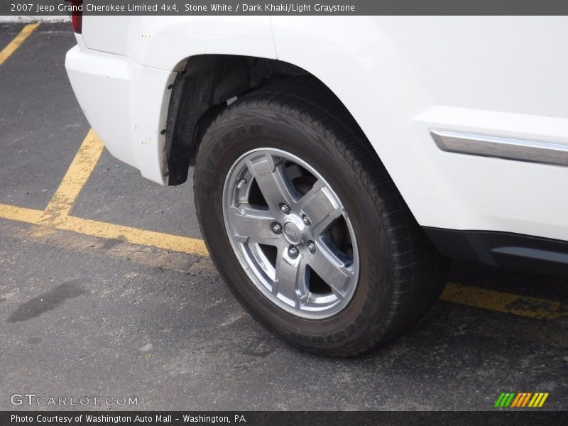 Stone White / Dark Khaki/Light Graystone 2007 Jeep Grand Cherokee Limited 4x4