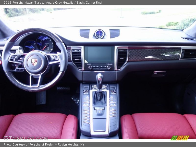 Agate Grey Metallic / Black/Garnet Red 2018 Porsche Macan Turbo