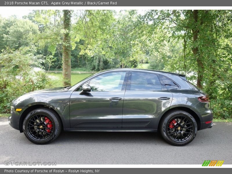 Agate Grey Metallic / Black/Garnet Red 2018 Porsche Macan GTS