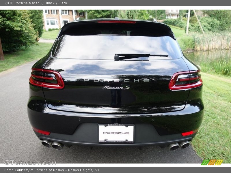 Black / Black 2018 Porsche Macan S