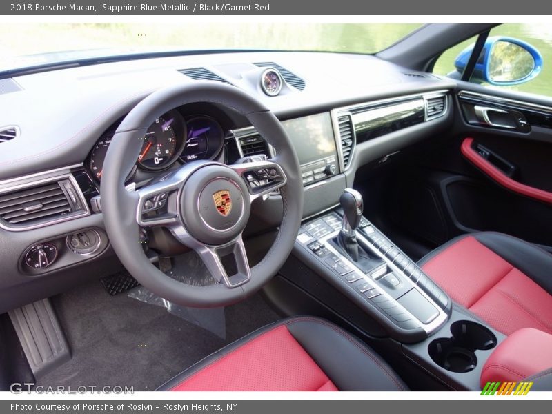 Front Seat of 2018 Macan 