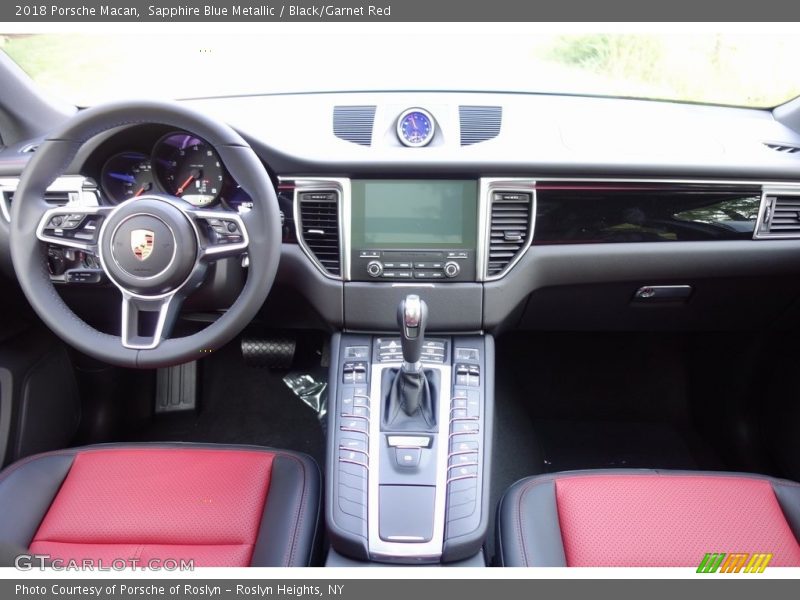 Dashboard of 2018 Macan 