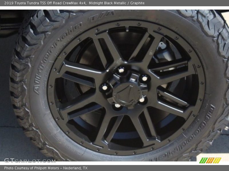 Midnight Black Metallic / Graphite 2019 Toyota Tundra TSS Off Road CrewMax 4x4