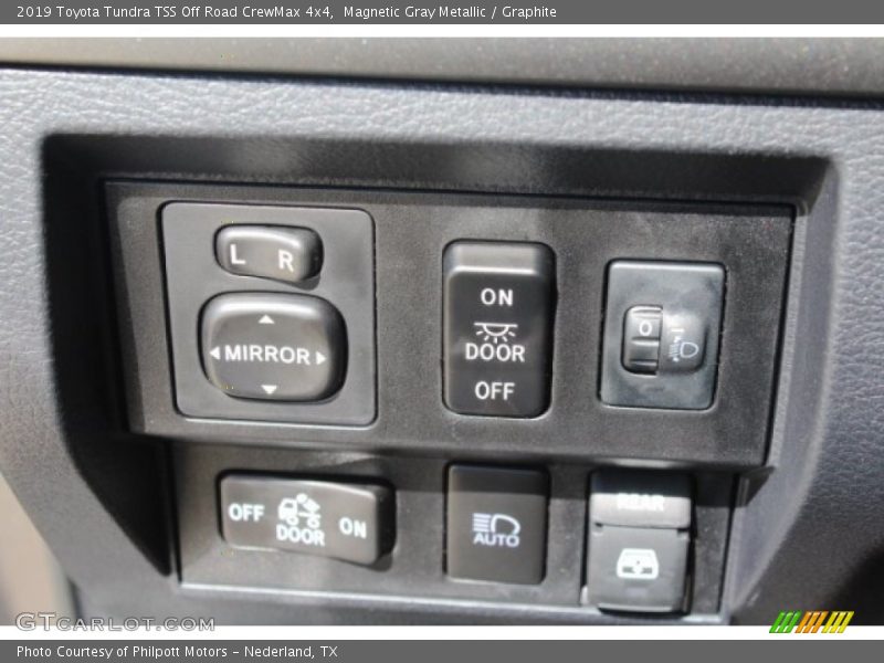 Magnetic Gray Metallic / Graphite 2019 Toyota Tundra TSS Off Road CrewMax 4x4