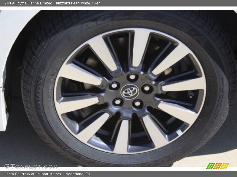 Blizzard Pearl White / Ash 2019 Toyota Sienna Limited