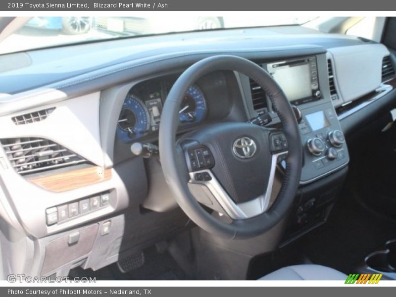 Blizzard Pearl White / Ash 2019 Toyota Sienna Limited
