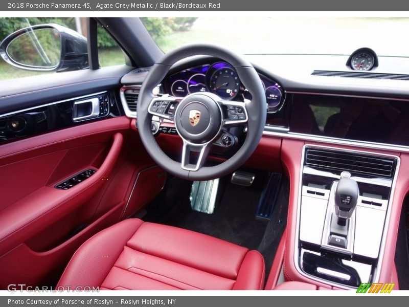 Agate Grey Metallic / Black/Bordeaux Red 2018 Porsche Panamera 4S