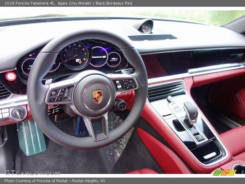 Agate Grey Metallic / Black/Bordeaux Red 2018 Porsche Panamera 4S