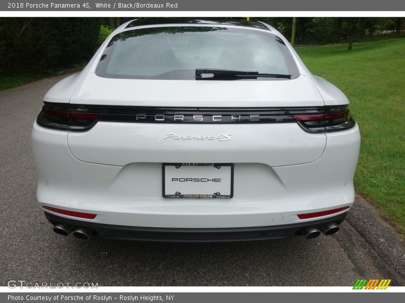 White / Black/Bordeaux Red 2018 Porsche Panamera 4S