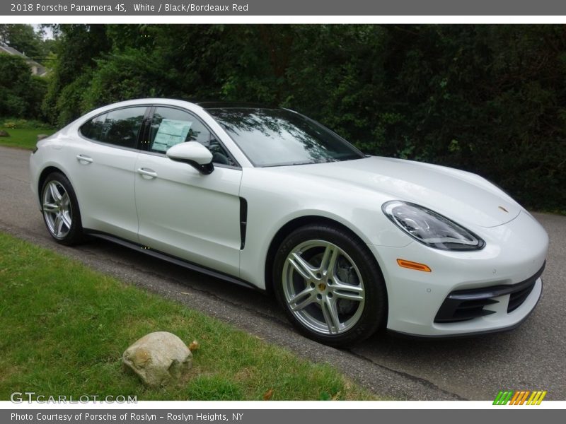 White / Black/Bordeaux Red 2018 Porsche Panamera 4S