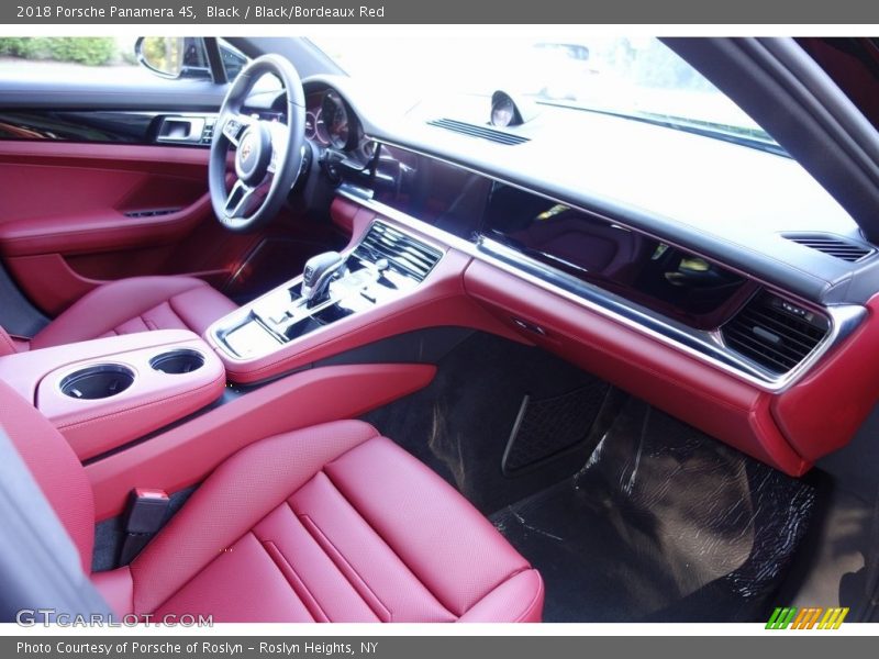 Black / Black/Bordeaux Red 2018 Porsche Panamera 4S