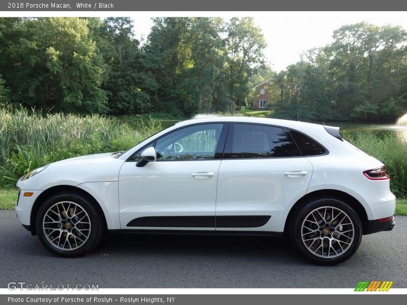 White / Black 2018 Porsche Macan
