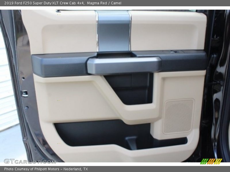 Magma Red / Camel 2019 Ford F250 Super Duty XLT Crew Cab 4x4