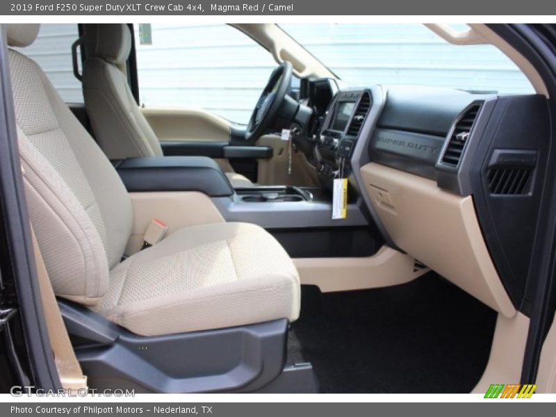 Magma Red / Camel 2019 Ford F250 Super Duty XLT Crew Cab 4x4