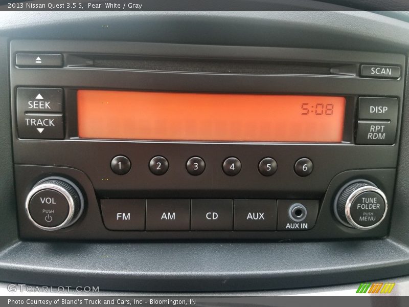Pearl White / Gray 2013 Nissan Quest 3.5 S