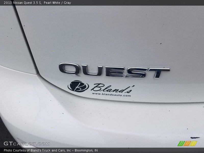 Pearl White / Gray 2013 Nissan Quest 3.5 S