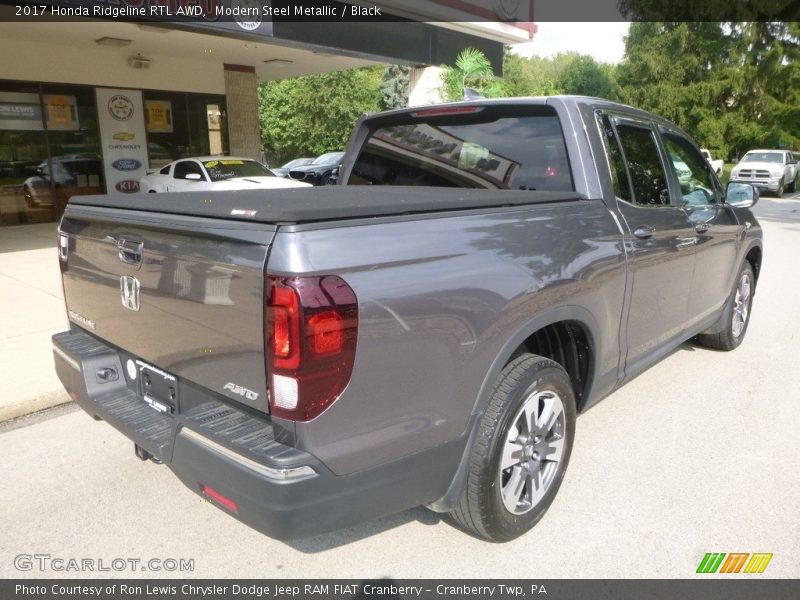 Modern Steel Metallic / Black 2017 Honda Ridgeline RTL AWD