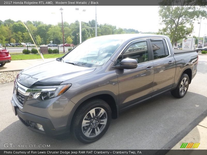 Modern Steel Metallic / Black 2017 Honda Ridgeline RTL AWD