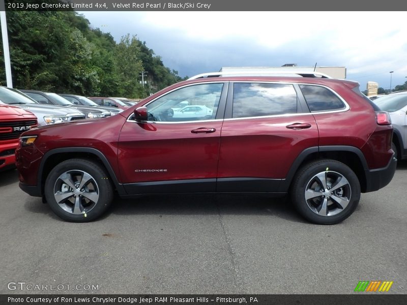 Velvet Red Pearl / Black/Ski Grey 2019 Jeep Cherokee Limited 4x4