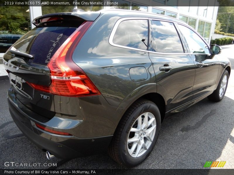 Pine Grey Metallic / Blonde 2019 Volvo XC60 T5 AWD Momentum