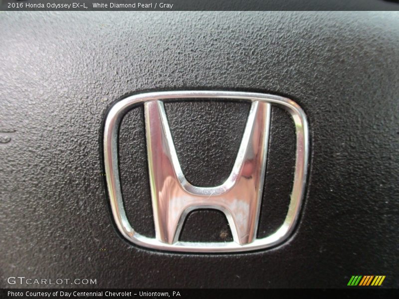 White Diamond Pearl / Gray 2016 Honda Odyssey EX-L