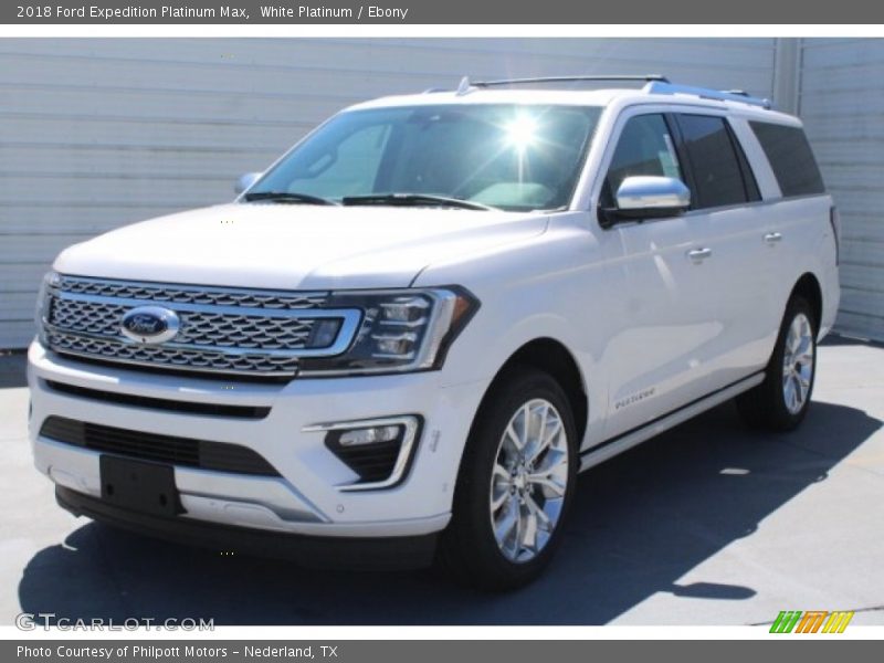 Front 3/4 View of 2018 Expedition Platinum Max
