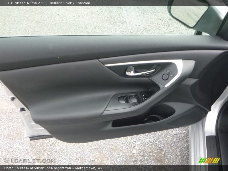 Brilliant Silver / Charcoal 2018 Nissan Altima 2.5 S