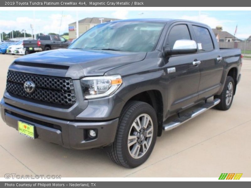 Front 3/4 View of 2019 Tundra Platinum CrewMax 4x4