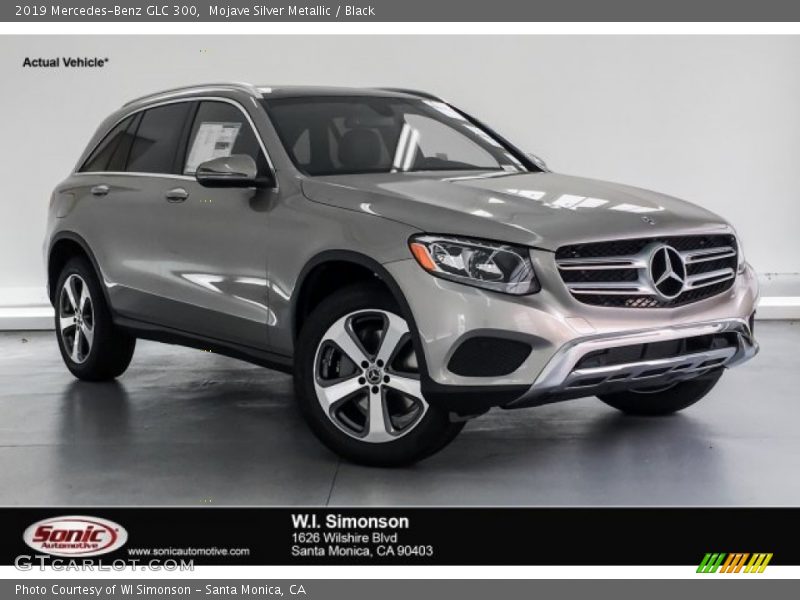 Mojave Silver Metallic / Black 2019 Mercedes-Benz GLC 300