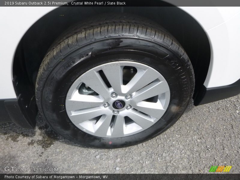 Crystal White Pearl / Slate Black 2019 Subaru Outback 2.5i Premium