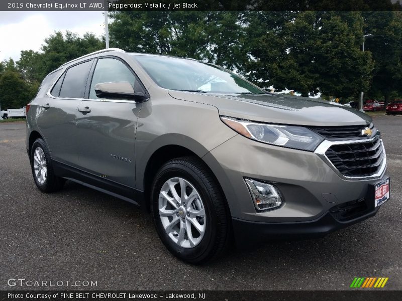 Pepperdust Metallic / Jet Black 2019 Chevrolet Equinox LT AWD