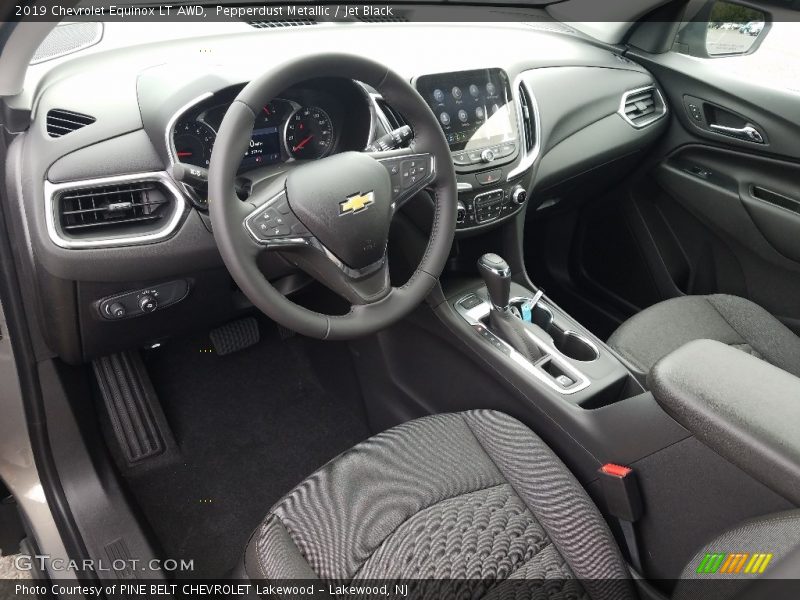 Pepperdust Metallic / Jet Black 2019 Chevrolet Equinox LT AWD