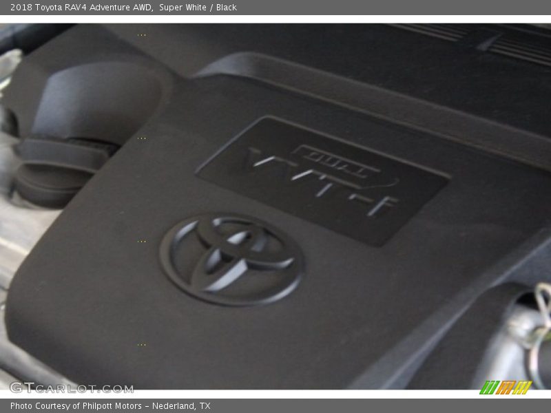 Super White / Black 2018 Toyota RAV4 Adventure AWD