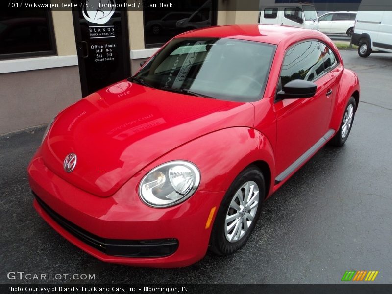 Tornado Red / Titan Black 2012 Volkswagen Beetle 2.5L