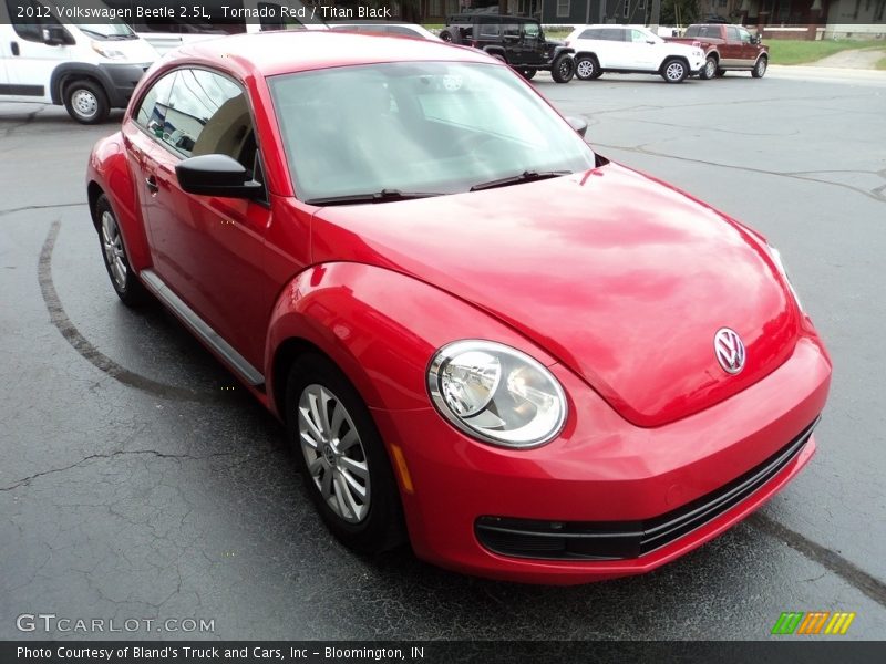 Tornado Red / Titan Black 2012 Volkswagen Beetle 2.5L