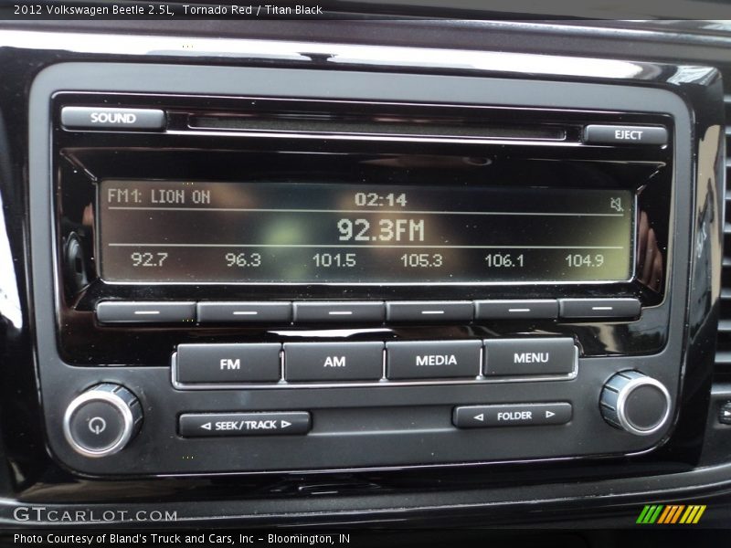 Tornado Red / Titan Black 2012 Volkswagen Beetle 2.5L