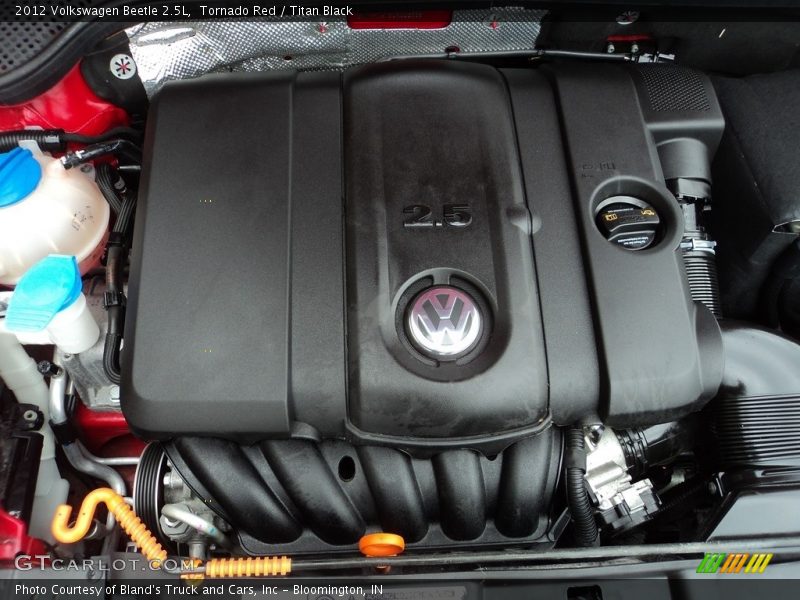 Tornado Red / Titan Black 2012 Volkswagen Beetle 2.5L