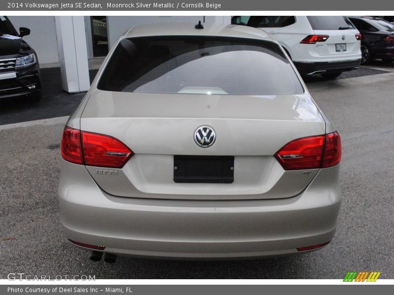Moonrock Silver Metallic / Cornsilk Beige 2014 Volkswagen Jetta SE Sedan
