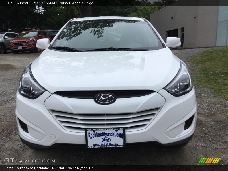 Winter White / Beige 2015 Hyundai Tucson GLS AWD