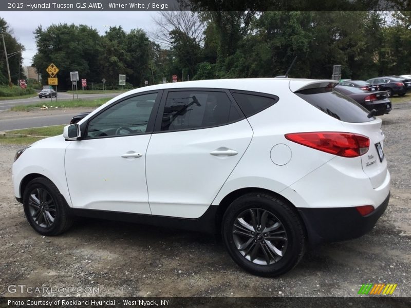 Winter White / Beige 2015 Hyundai Tucson GLS AWD