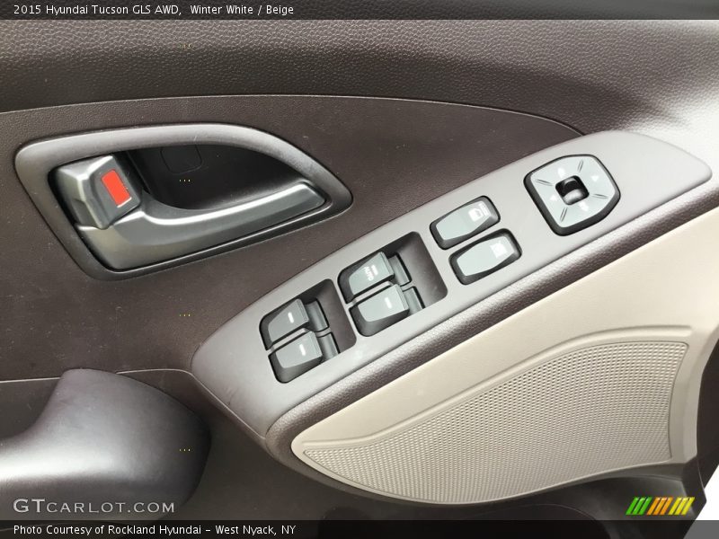 Winter White / Beige 2015 Hyundai Tucson GLS AWD